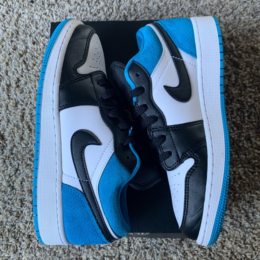 Air Jordan 1 Low SE 'Laser Blue' 2020 Shoe